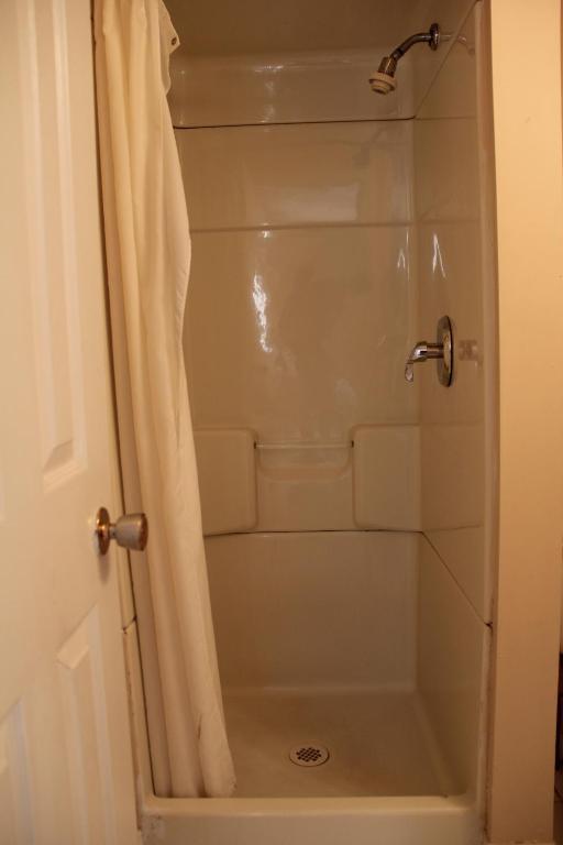 Niagara Inn & Suites חדר תמונה